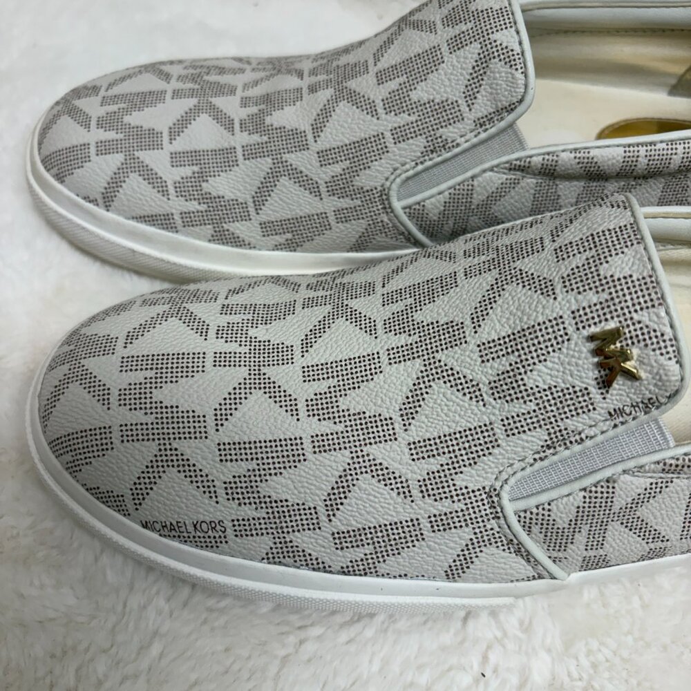 Womens Michael Kors Keaton Slip-on Sneakers White Sz 9 - Picture 2 of 11
